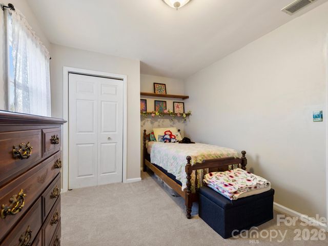 808 Lakey Gap Road, Black Mountain, NC 28711