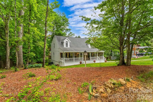 808 Lakey Gap Road, Black Mountain, NC 28711