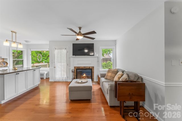 808 Lakey Gap Road, Black Mountain, NC 28711