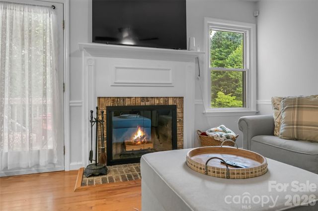 808 Lakey Gap Road, Black Mountain, NC 28711