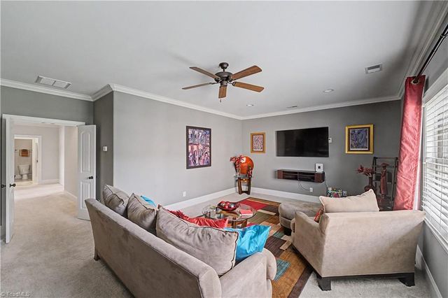 4027 Ridgeline Drive, Kernersville, NC 27284