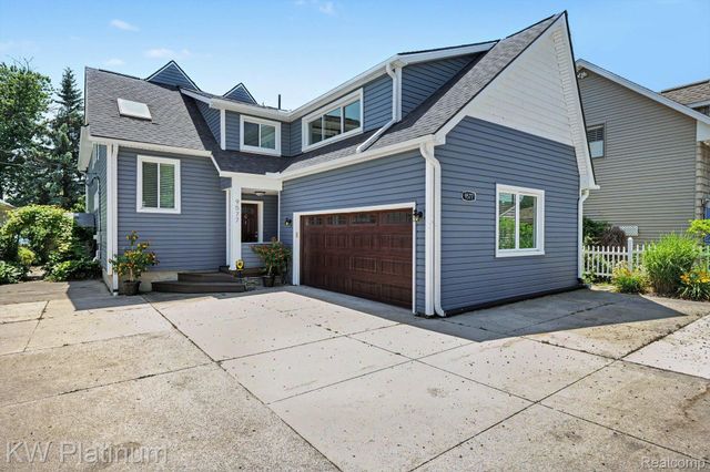 9577 Dixie Highway, Ira Township, MI 48023