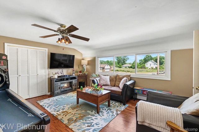 9577 Dixie Highway, Ira Township, MI 48023
