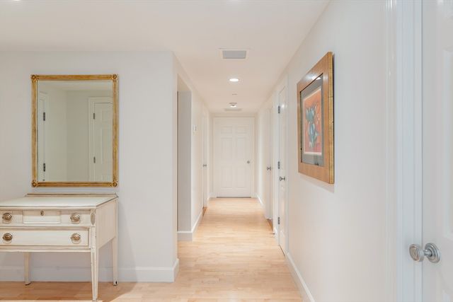 10 Bowdoin St 304, Boston, MA 02114