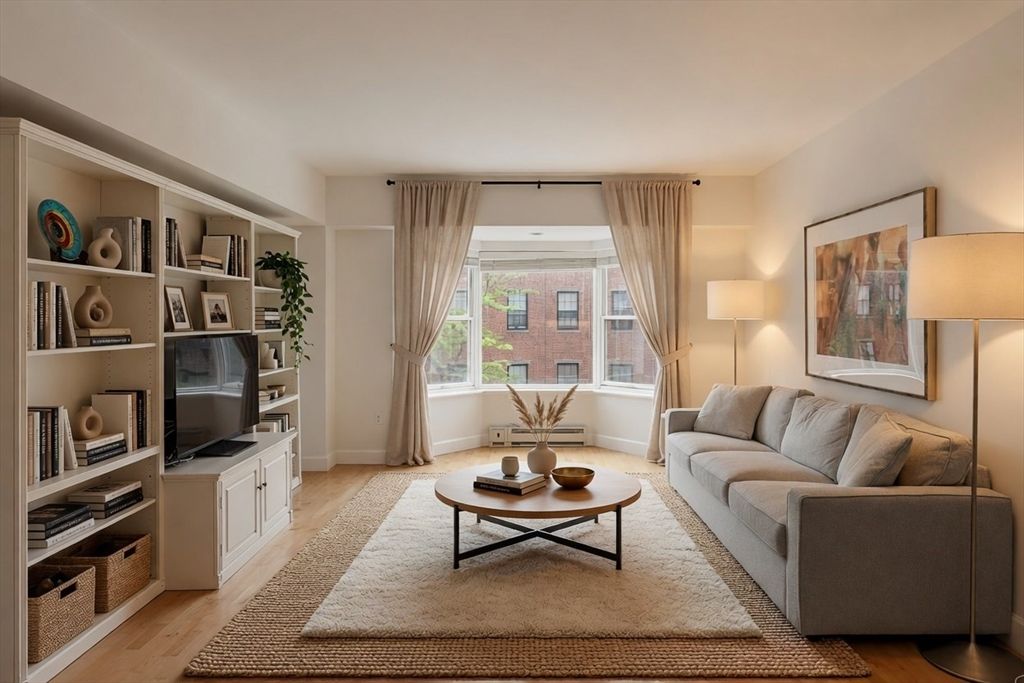 10 Bowdoin St 304, Boston, MA 02114
