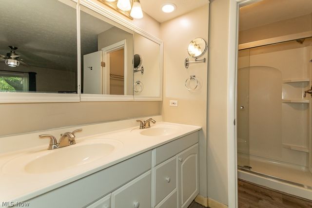8831 Pine Tree Drive, Macedonia, OH 44056