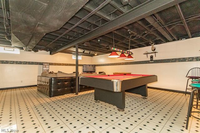 8831 Pine Tree Drive, Macedonia, OH 44056