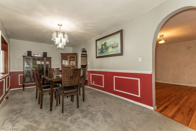 8831 Pine Tree Drive, Macedonia, OH 44056
