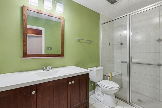 22122 Meadowhill Drive, Spring, TX 77389