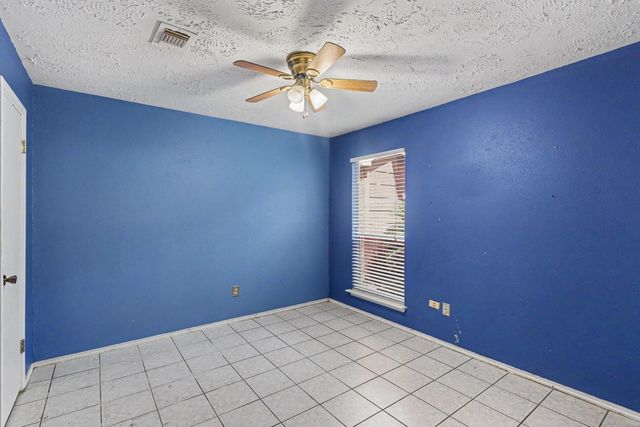 22122 Meadowhill Drive, Spring, TX 77389