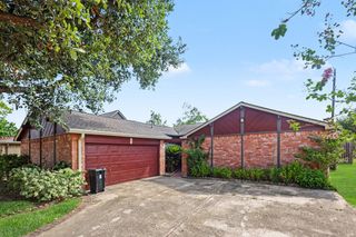 22122 Meadowhill Drive, Spring, TX 77389