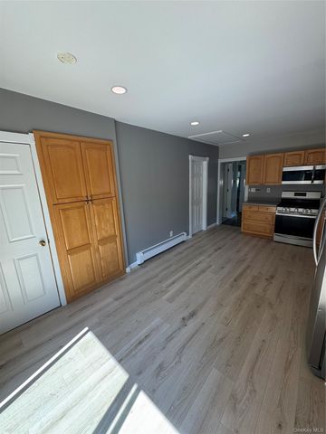 62 Willett Avenue, Sayville, NY 11782