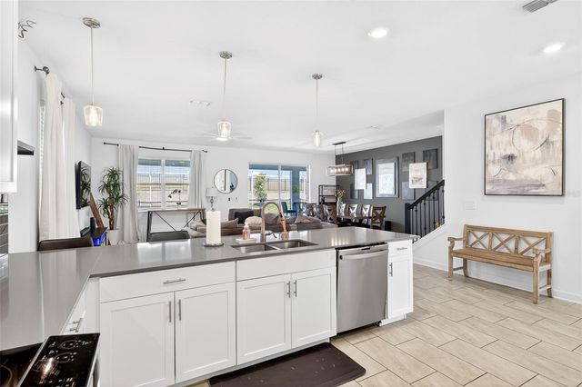 9102 SOMMERSET HILLS DRIVE, Davenport, FL 33896