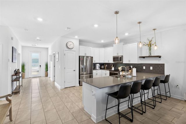 9102 SOMMERSET HILLS DRIVE, Davenport, FL 33896