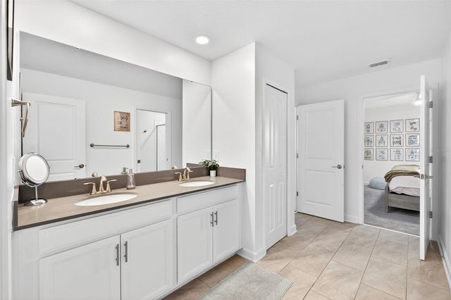 9102 SOMMERSET HILLS DRIVE, Davenport, FL 33896