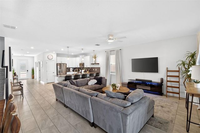 9102 SOMMERSET HILLS DRIVE, Davenport, FL 33896