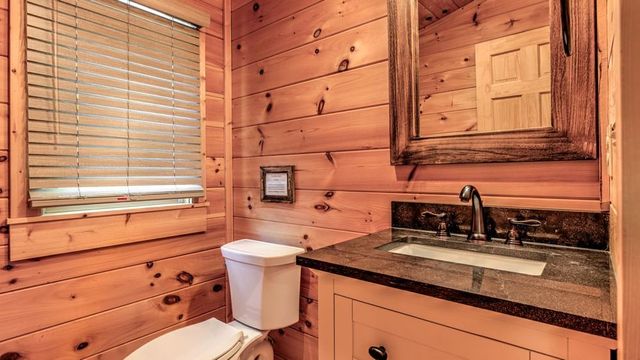 43 Dustin S Drive, Ellijay, GA 30540