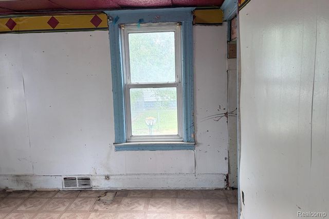 9140 Clarion Street, Detroit, MI 48213