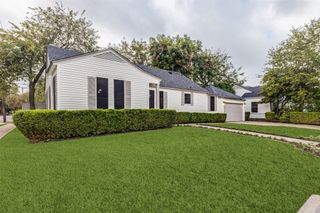 5848 Kenwood Avenue, Dallas, TX 75206