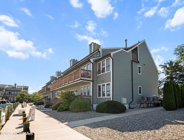 15 Hidden Harbor Drive, Point Pleasant, NJ 08742