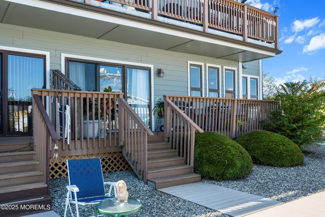 15 Hidden Harbor Drive, Point Pleasant, NJ 08742
