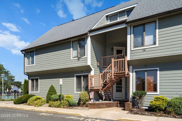 15 Hidden Harbor Drive, Point Pleasant, NJ 08742