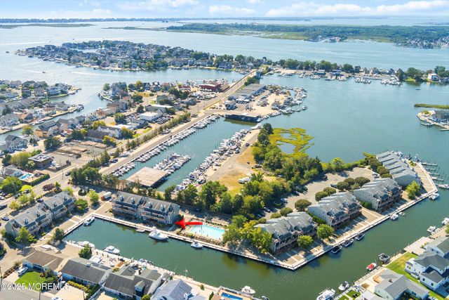 15 Hidden Harbor Drive, Point Pleasant, NJ 08742