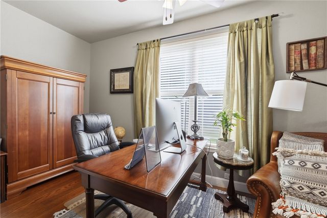 1299 Saint Andrews Circle, Fayetteville, AR 72701
