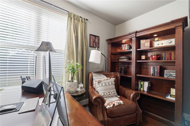 1299 Saint Andrews Circle, Fayetteville, AR 72701
