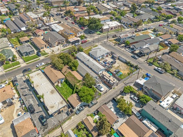 10621 Kalmia, Los Angeles, CA 90002