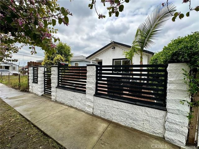 10621 Kalmia, Los Angeles, CA 90002