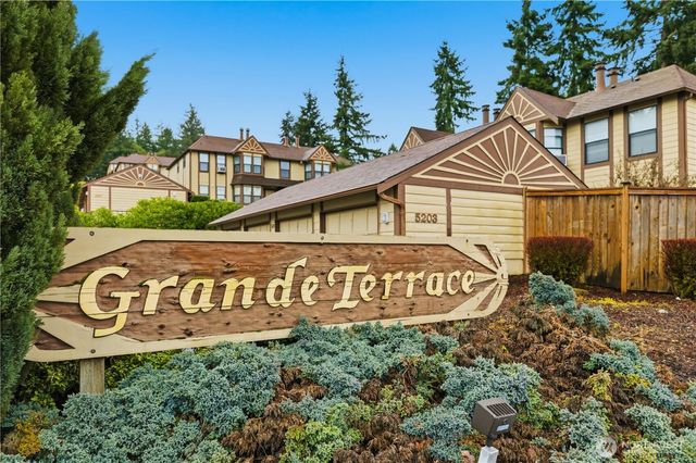 5201 - 5215 S Orchard Street, Tacoma, WA 98467