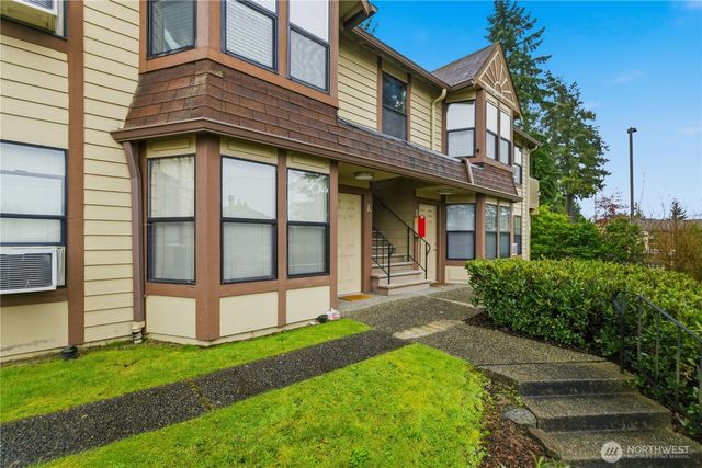 5201 - 5215 S Orchard Street, Tacoma, WA 98467