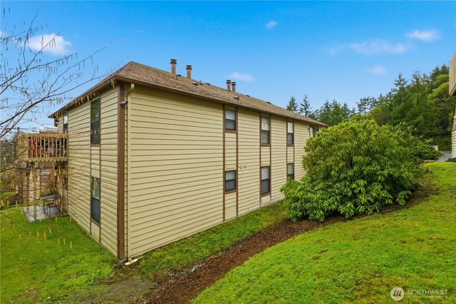 5201 - 5215 S Orchard Street, Tacoma, WA 98467