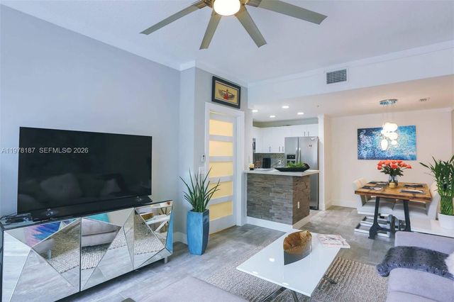 2107 SE 10th Ave 833, Fort Lauderdale, FL 33316