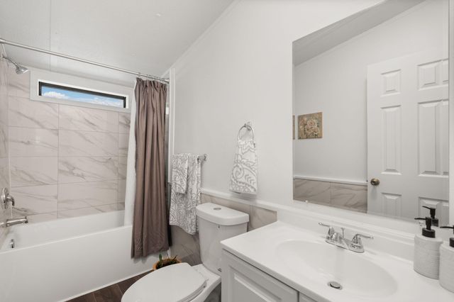 62 ViaJero Avenue, Moriarty, NM 87035