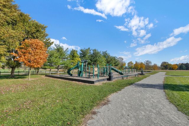 8803 Cicada Street, Blacklick, OH 43004