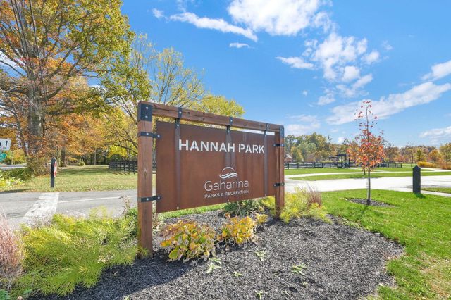 8803 Cicada Street, Blacklick, OH 43004