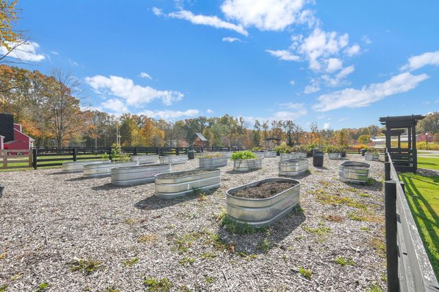 8803 Cicada Street, Blacklick, OH 43004