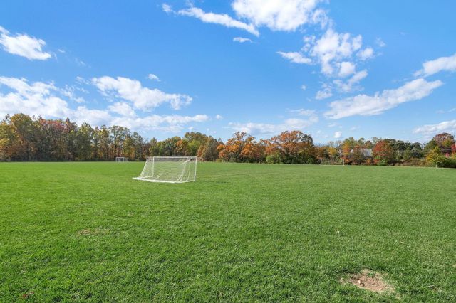 8803 Cicada Street, Blacklick, OH 43004