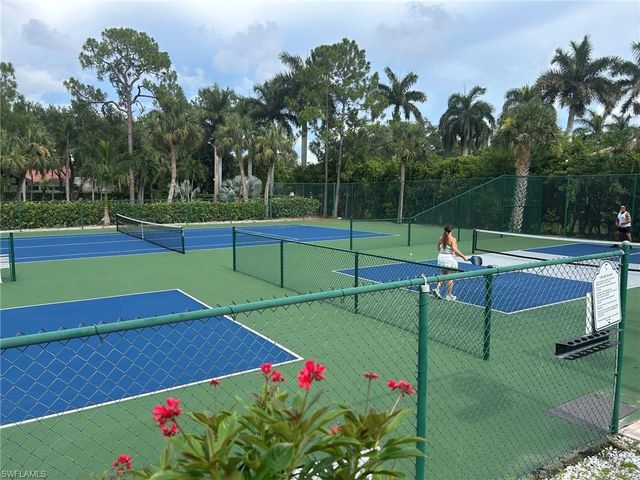 4215 Covey CIR 22B, Naples, FL 34109