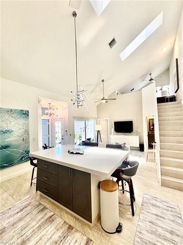 4215 Covey CIR 22B, Naples, FL 34109