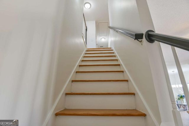 1 Topridge Drive, Cartersville, GA 30120