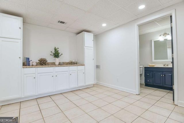 1 Topridge Drive, Cartersville, GA 30120