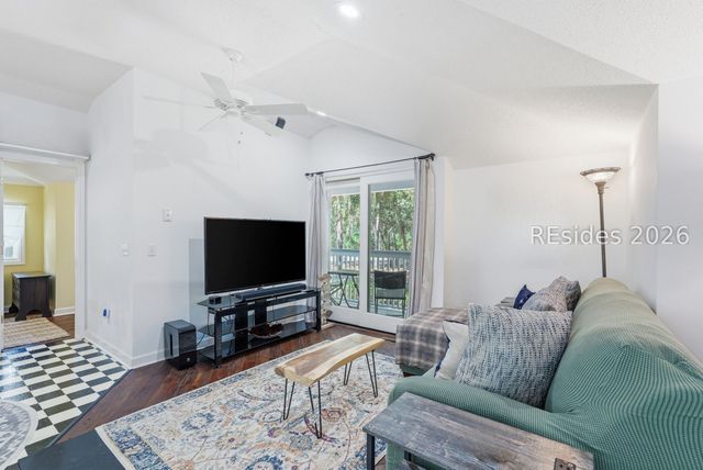 2 Hermit Crab Ct, Hilton Head Island, SC 29926
