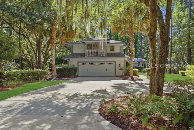 2 Hermit Crab Ct, Hilton Head Island, SC 29926