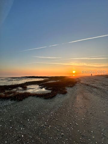2 Hermit Crab Ct, Hilton Head Island, SC 29926