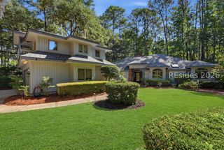 2 Hermit Crab Ct, Hilton Head Island, SC 29926
