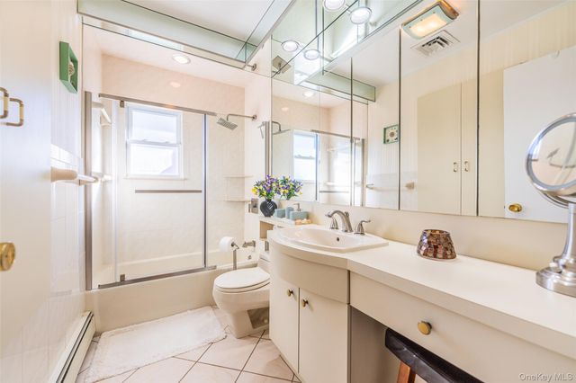 192 Birch Drive, Manhasset Hills, NY 11040