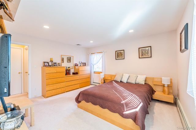 192 Birch Drive, Manhasset Hills, NY 11040